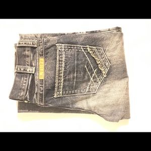 Light To medium wash  thick stitchStetson Jeans
